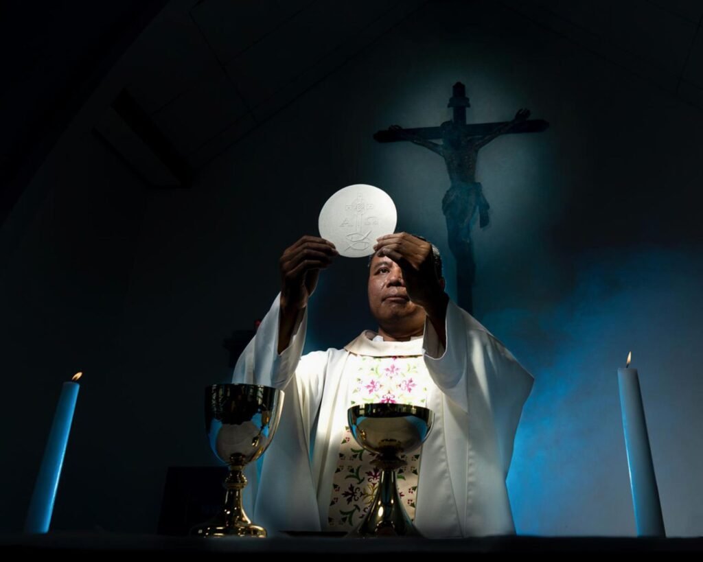 Lord, Show Me How to Serve: A Prayer to Discover Your Spiritual Gift Understanding the Source and Purpose of Spiritual Gifts