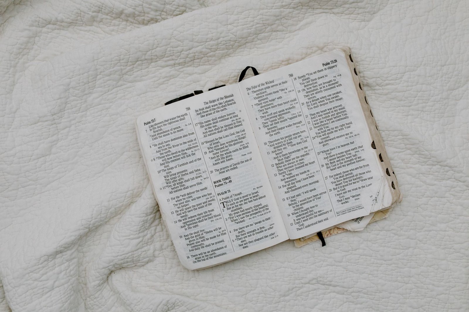 PRAYER OF COMFORT FOR THE GRIEVING