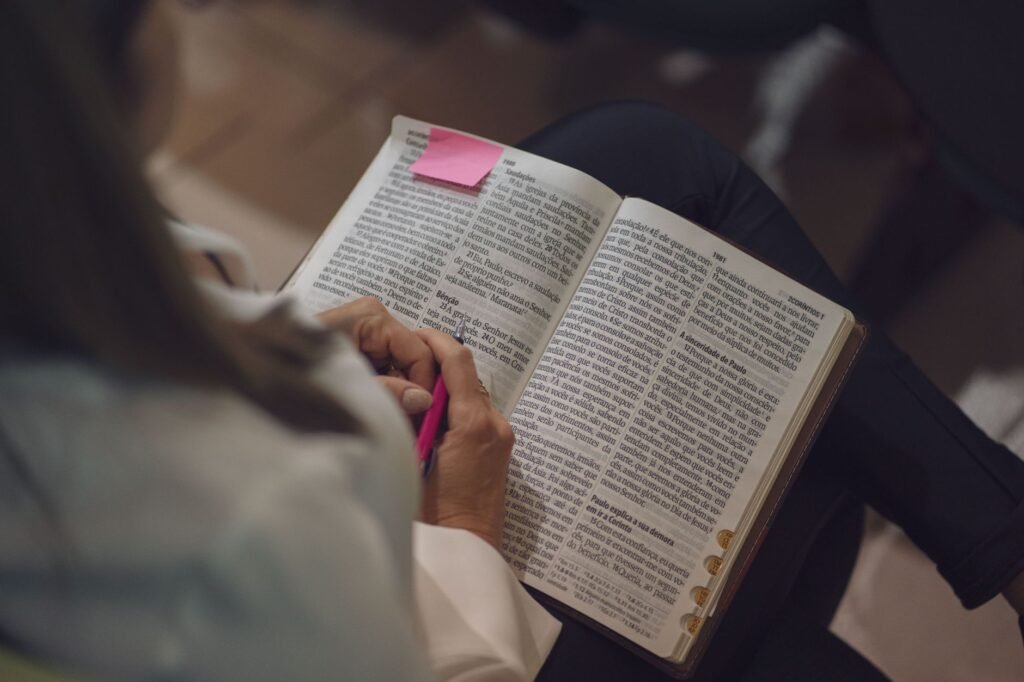 Praying for Your Unborn Child to Know Jesus: A Scriptural Guide Spiritual Responsiveness in the Womb