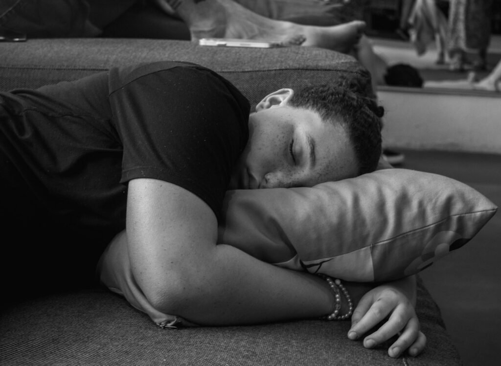 Rest for the Weary: Finding Peace and Sleep in God’s Presence Laying Down the Burden of Anxiety