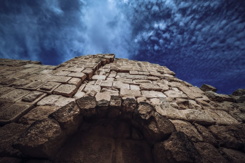 Breaking strongholds The Impact of Strongholds on Our Lives
