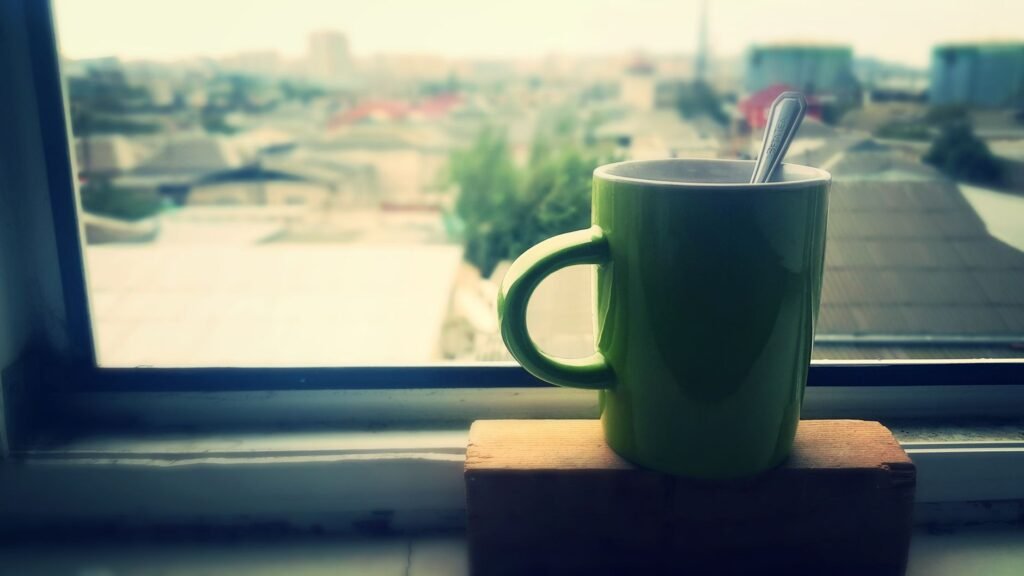 Daily worship moments Morning Devotions: Start Your Day Right