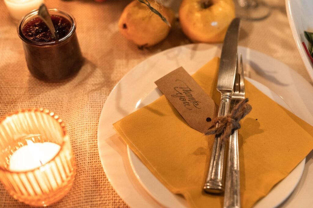 Dinner table prayer Examples of a Dinner Prayer of Thanks