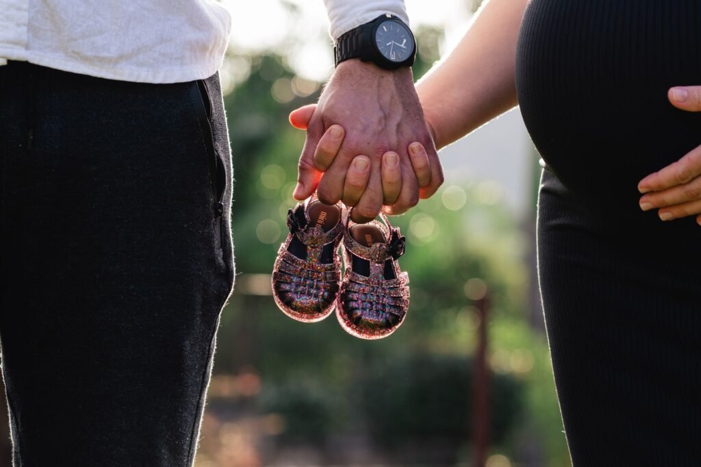 Expecting parents The Social Facets