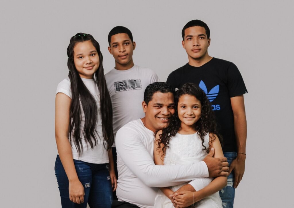Family support during hardship Strengthening Family Bonds During Tough Times