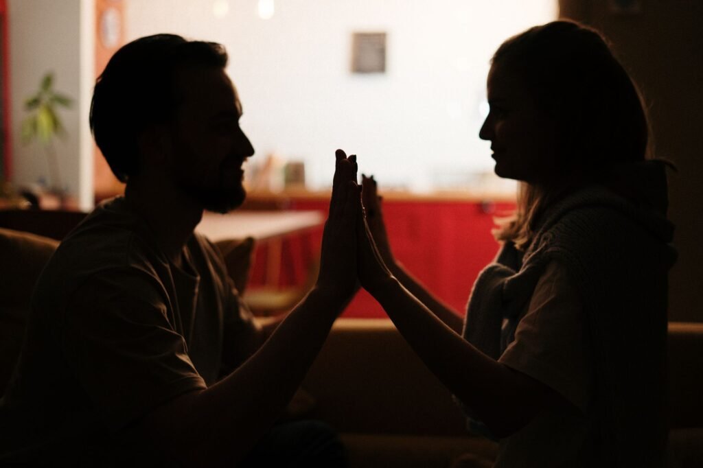Husband and wife praying together Daily Expressions of Gratitude