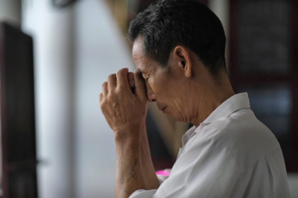 Peace in prayer Incorporating Prayer into Your Daily Life