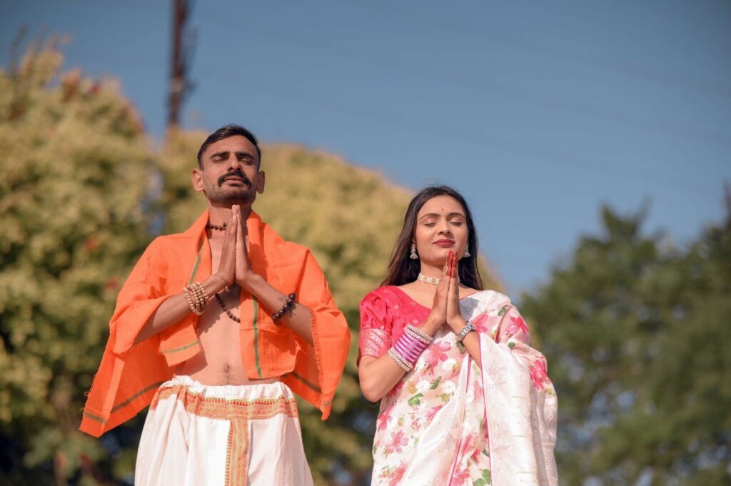 Praying couple Preparing Yourself for Love