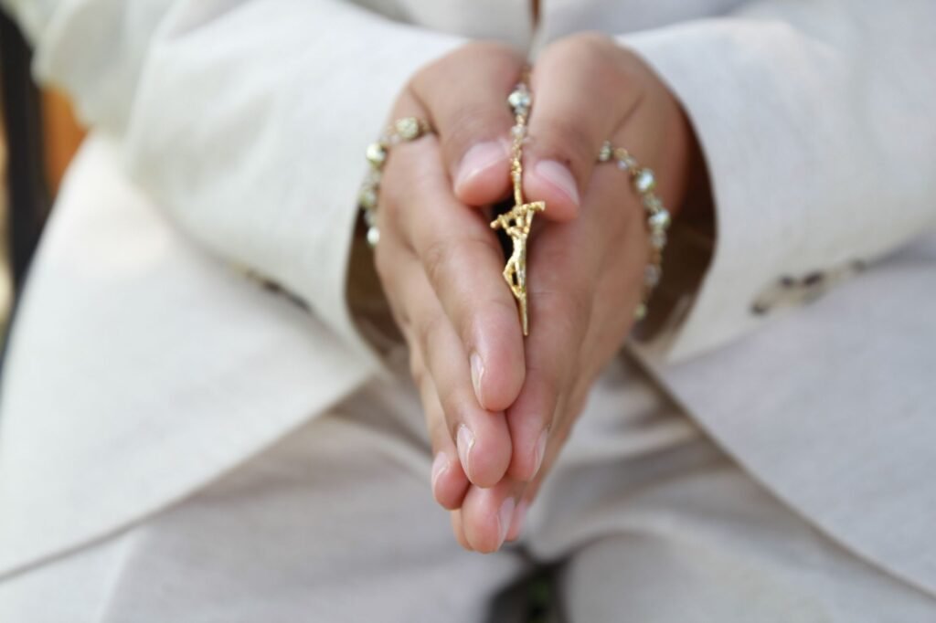 Praying hands Crafting Your Prayer for Guidance