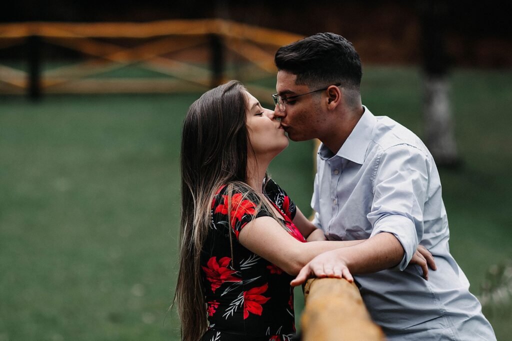 Dating couples Establishing Healthy Boundaries