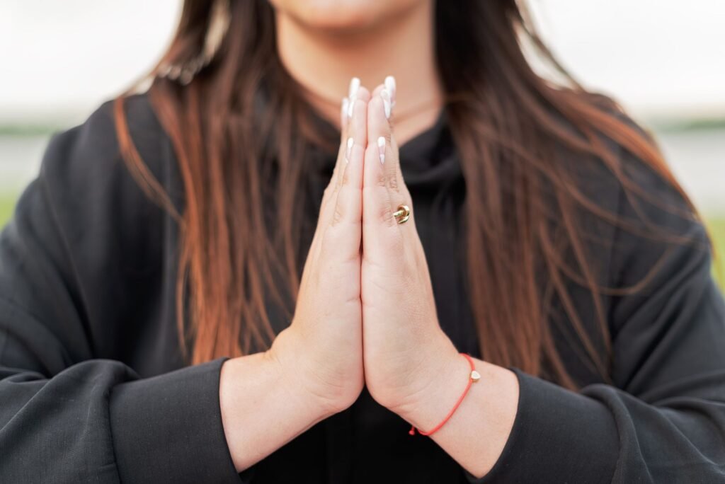 Gratitude in prayer Practical Ways to Cultivate Gratitude