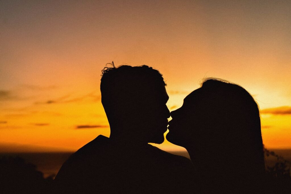 Love and relationships Love as Commanded in Scripture