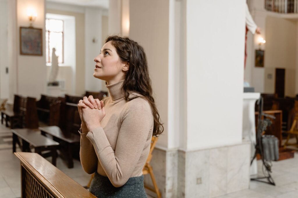 Praying woman Crafting Your Personal Prayer