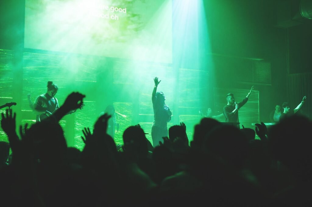 Worship music How to Cultivate a Lifestyle of Praise