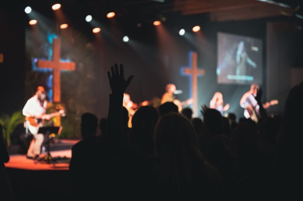 Worship music The Benefits of Praising God