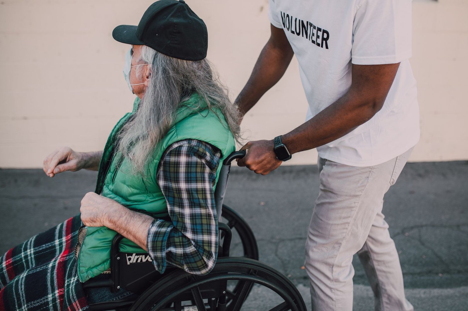 BIBLE VERSES ABOUT DOING GOOD DEEDS FOR OTHERS