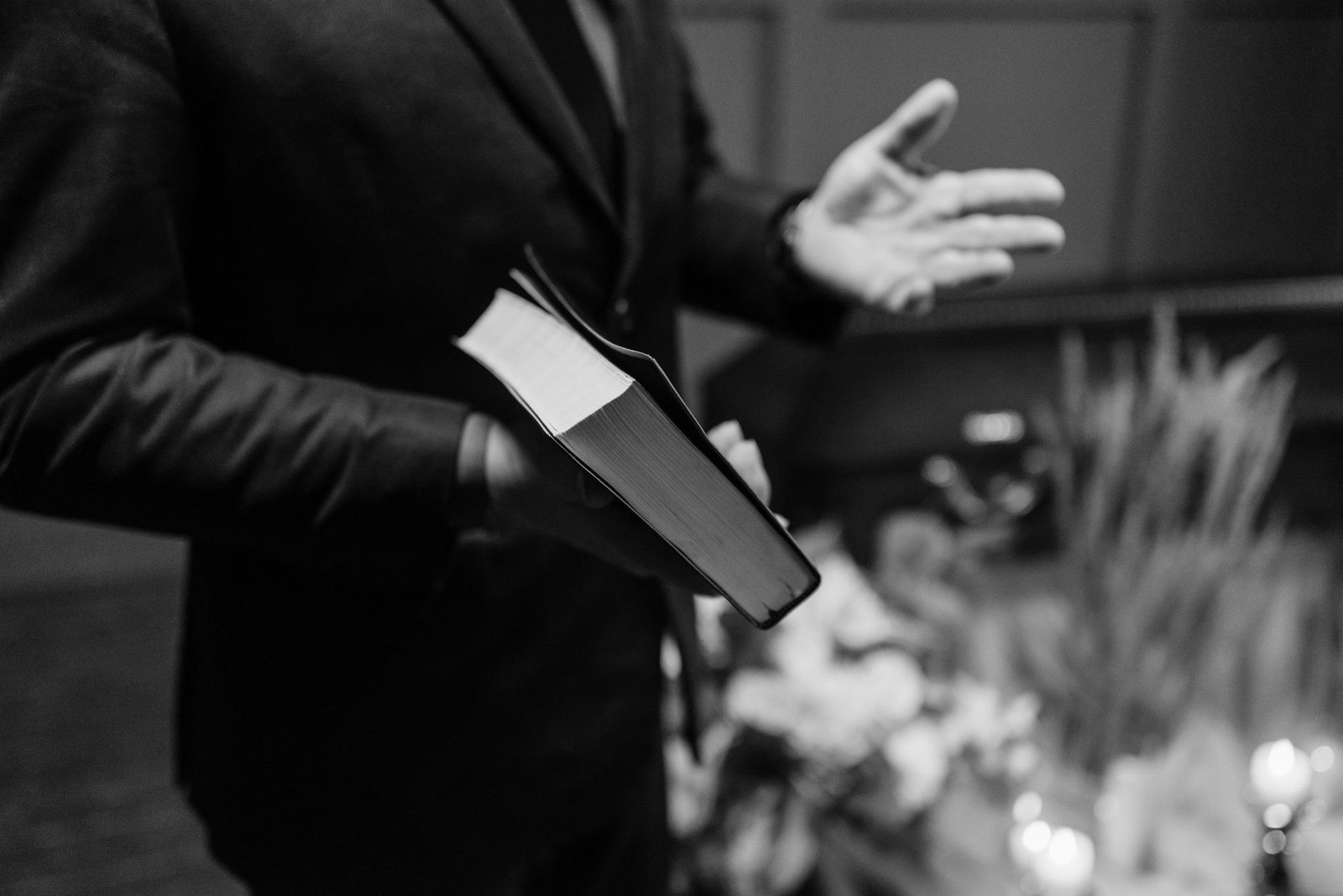 BIBLE VERSES ABOUT EXPOSING YOUR BODY KJV
