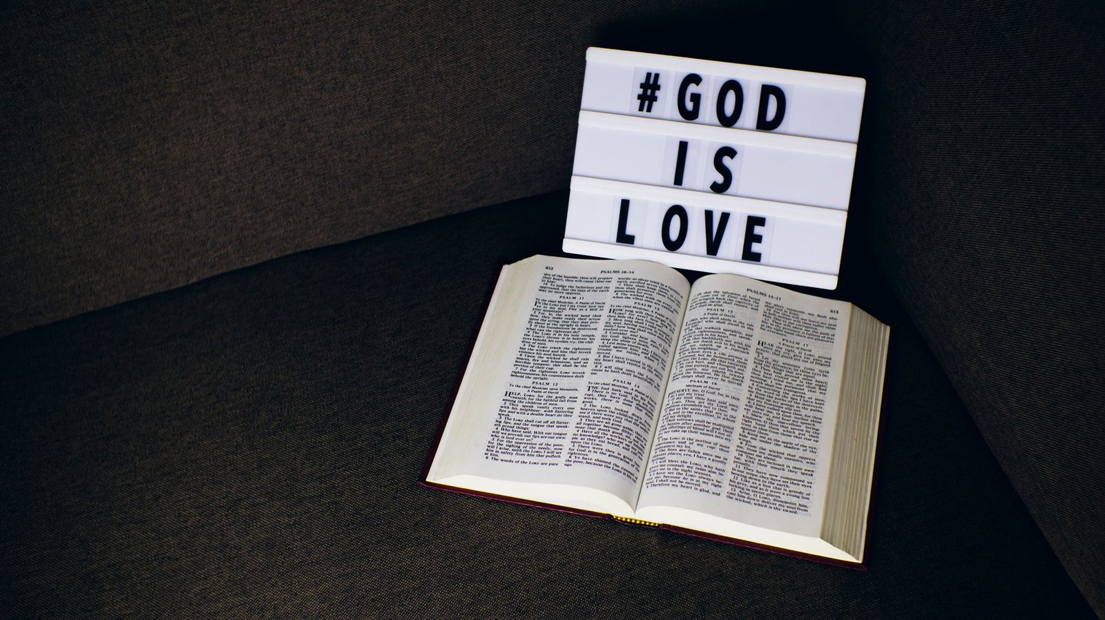 INSPIRATIONAL BIBLE VERSES ABOUT LOVE