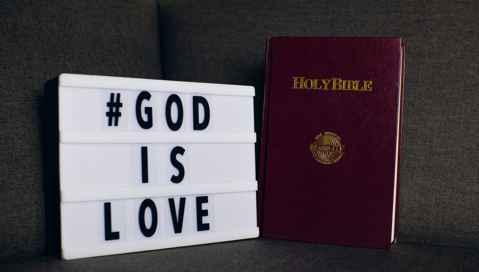 BIBLE VERSES ABOUT LIVING
