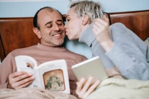 BIBLE VERSES ABOUT WIFE AND HUSBAND
