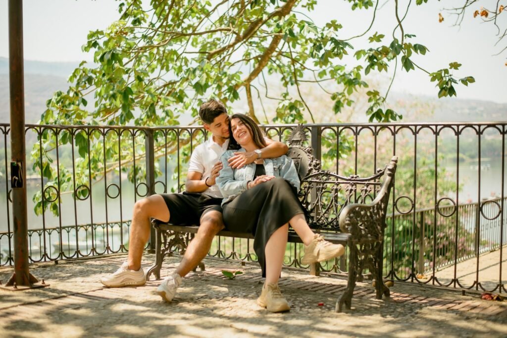 Couples in love 3. Love Requires Forgiveness
