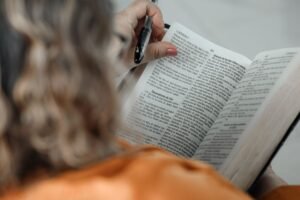 BIBLE VERSES ABOUT GOD TAKING CARE OF YOUR PROBLEMS