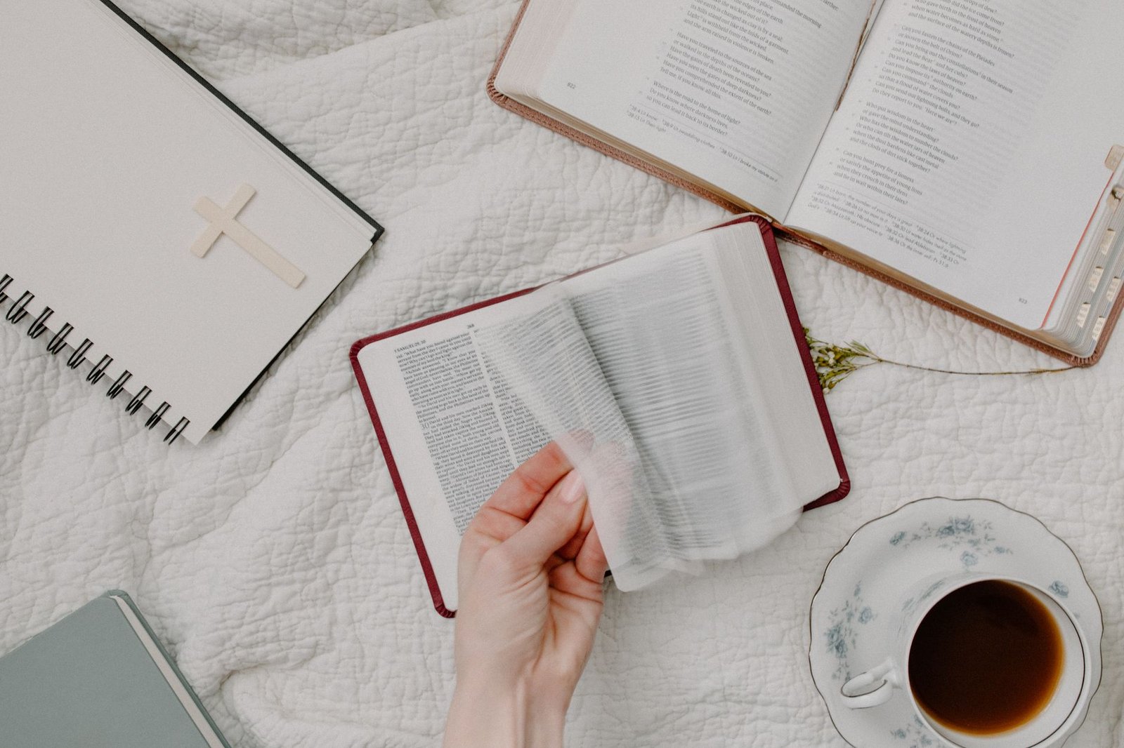 BIBLE VERSES ABOUT GODLY RELATIONSHIPS