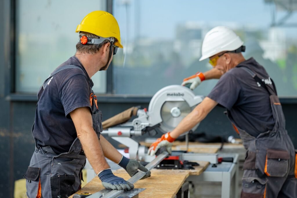 Hard work in the workplace Working with Diligence and Integrity