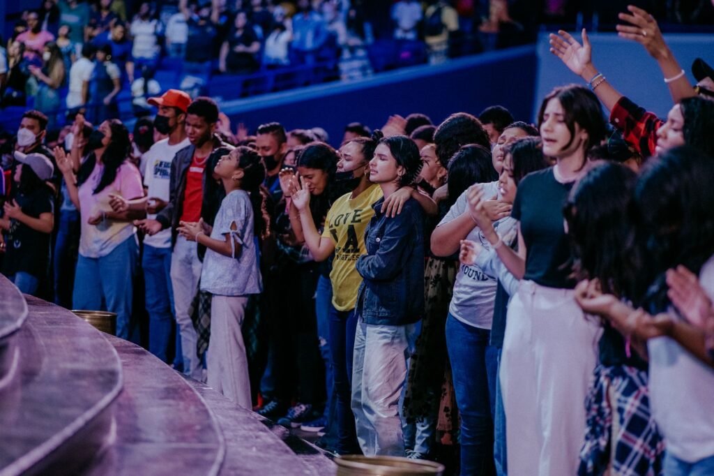Loving relationships Friendship and Fellowship Among Believers