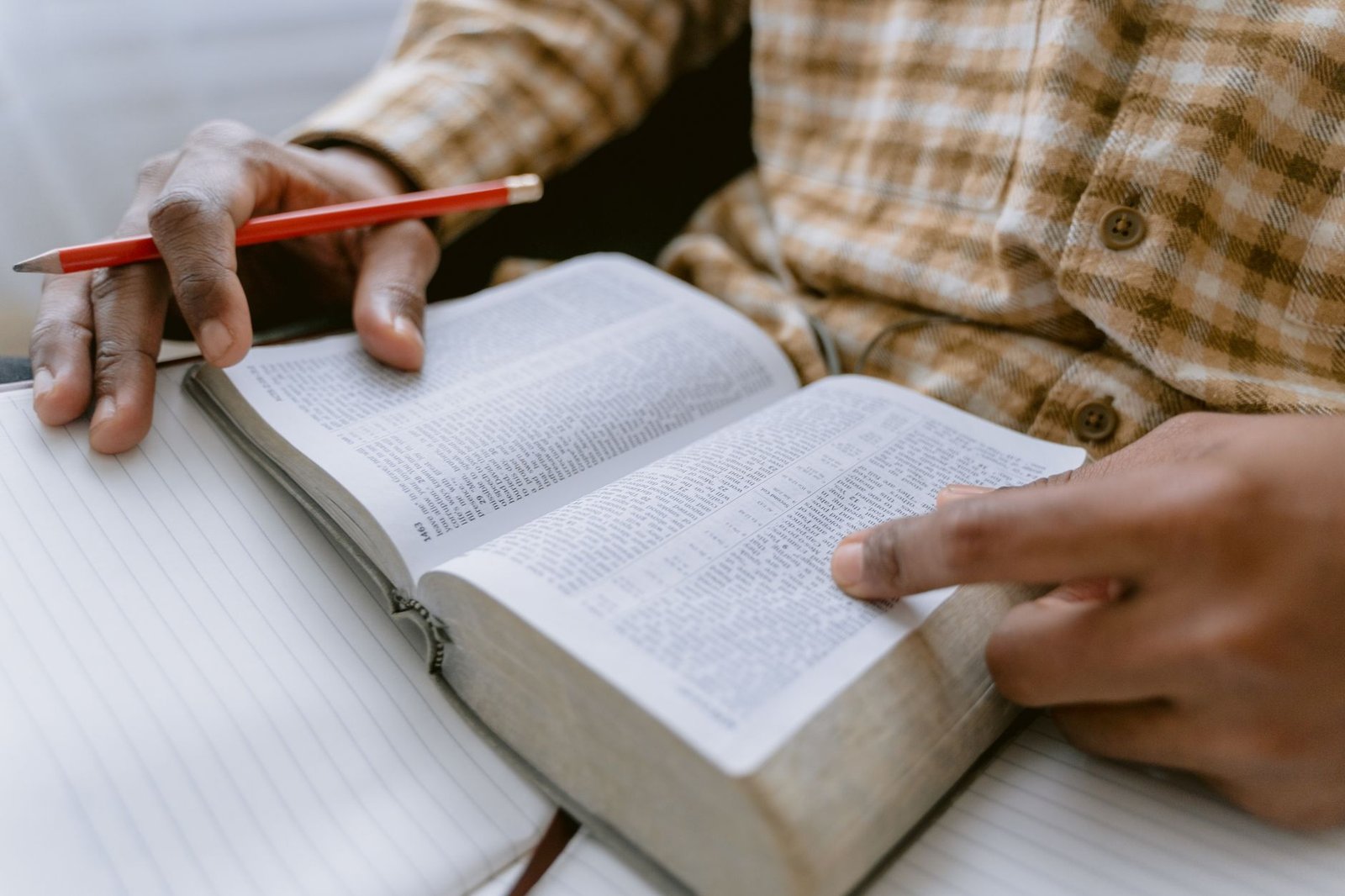 BIBLE VERSES ABOUT MAN TAKING CARE OF HIS WIFE FINANCIALLY