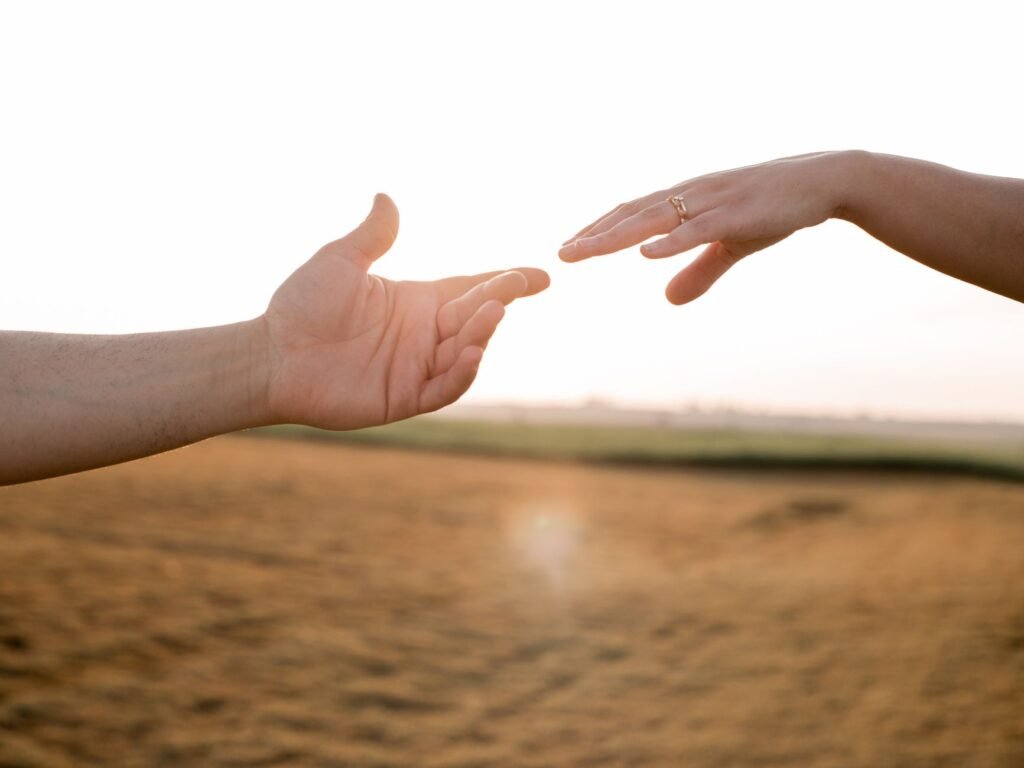 Meaningful relationships Building Relationships Through Mutual Encouragement