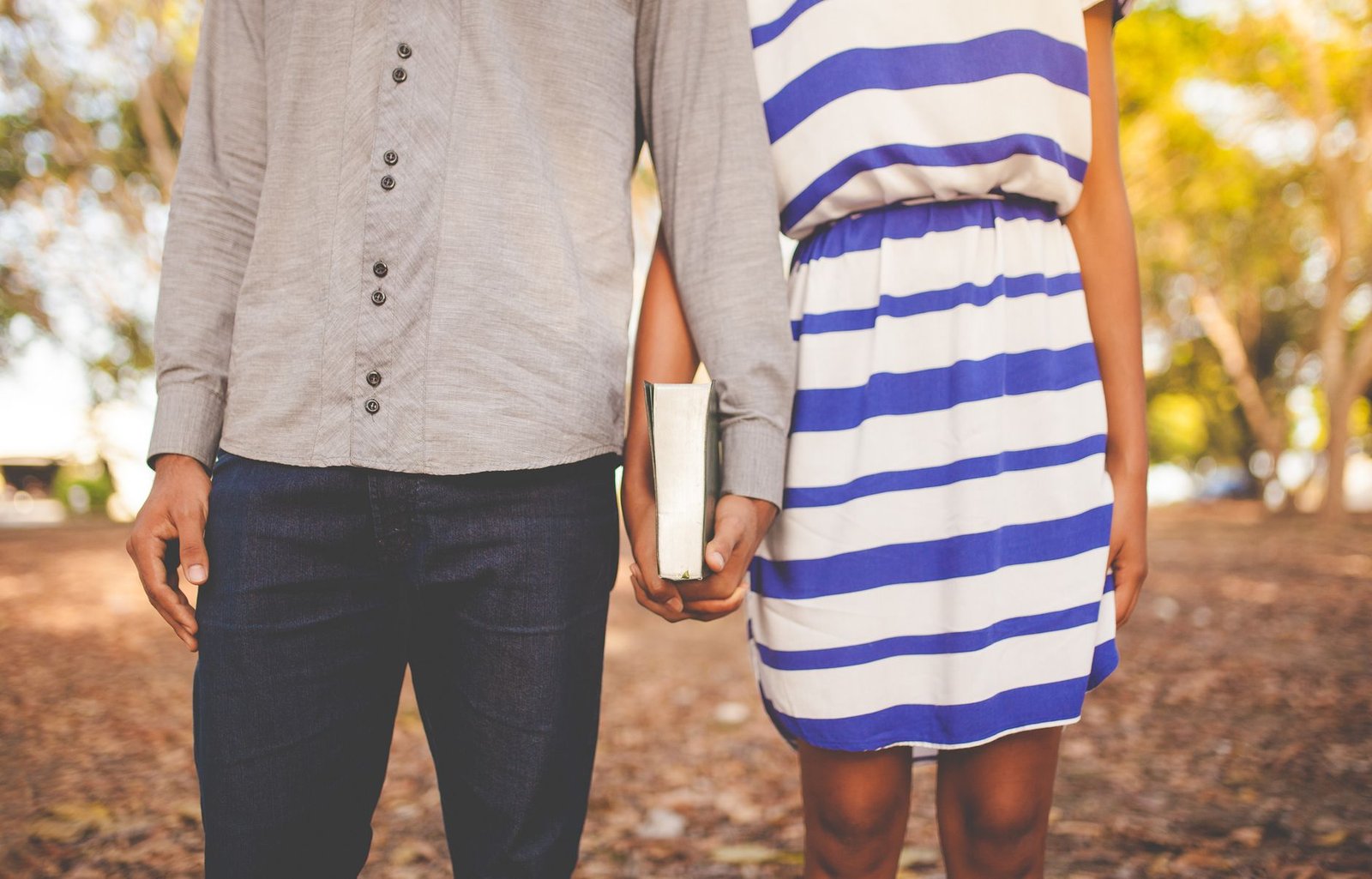 SHORT BIBLE VERSES ABOUT RELATIONSHIPS