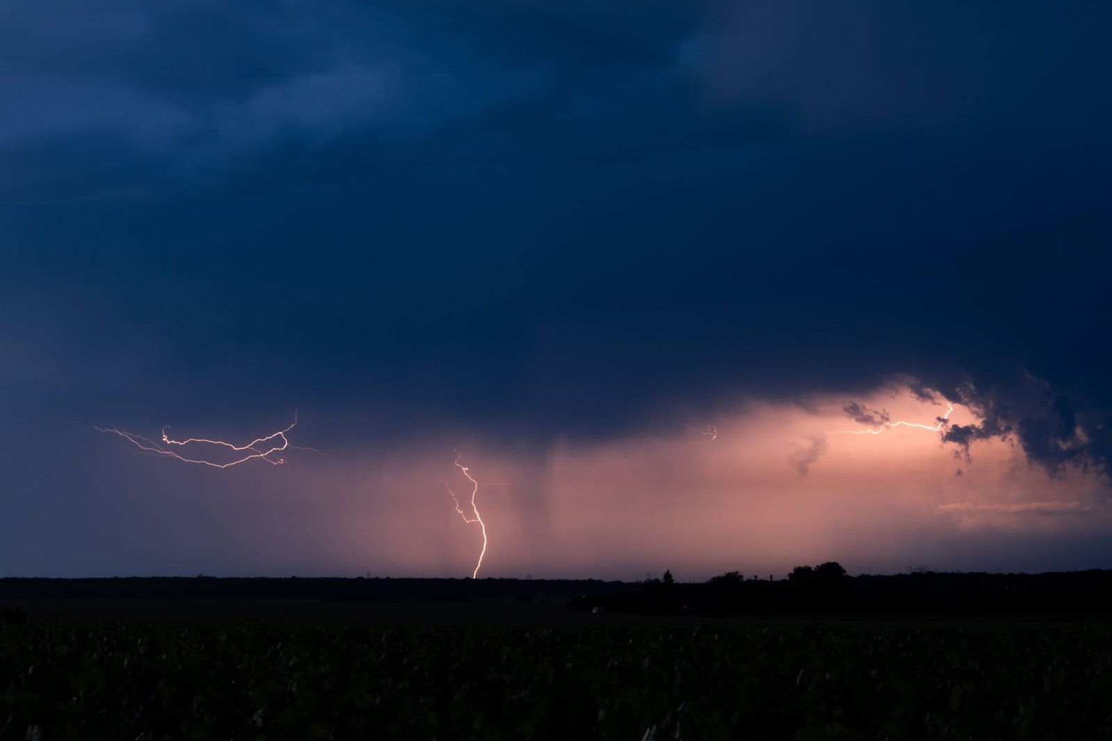 BIBLE VERSES ABOUT THUNDER AND LIGHTNING