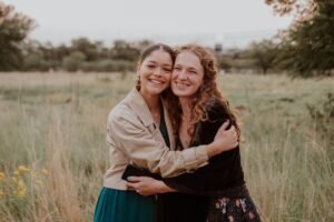 BIBLE VERSES ABOUT FRIENDSHIP AND SISTERHOOD