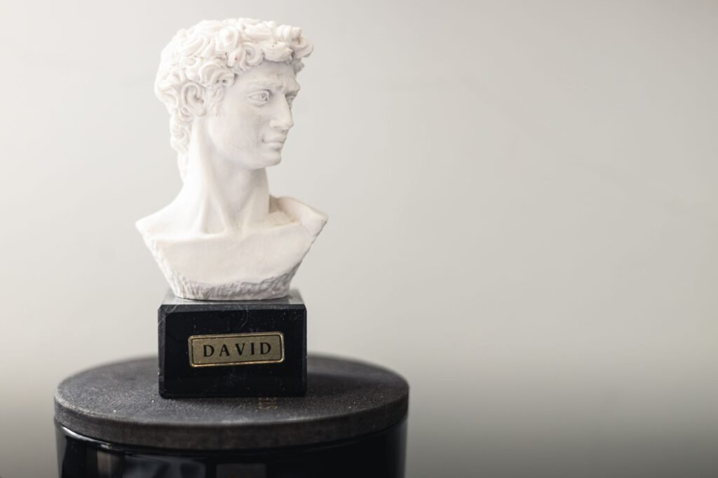 A majestic image of King David, symbolizing his role as a leader of Israel and a man of faith
