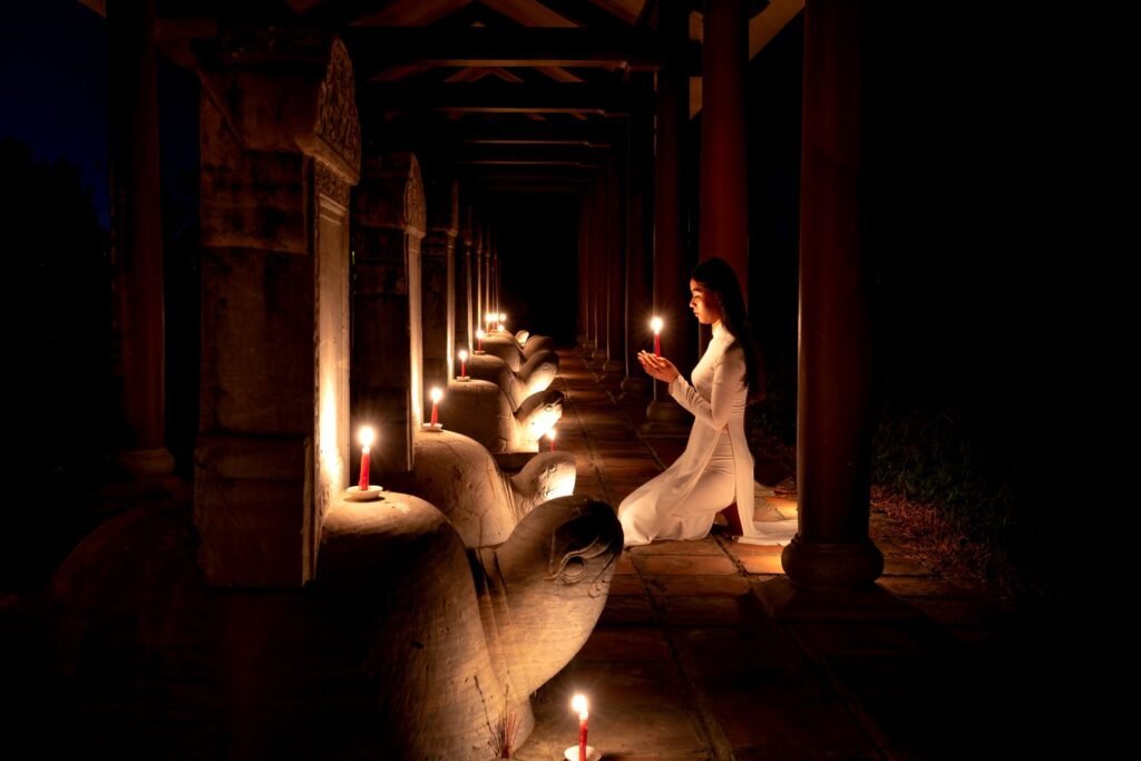 A peaceful scene to inspire heartfelt prayers for guidance during the night