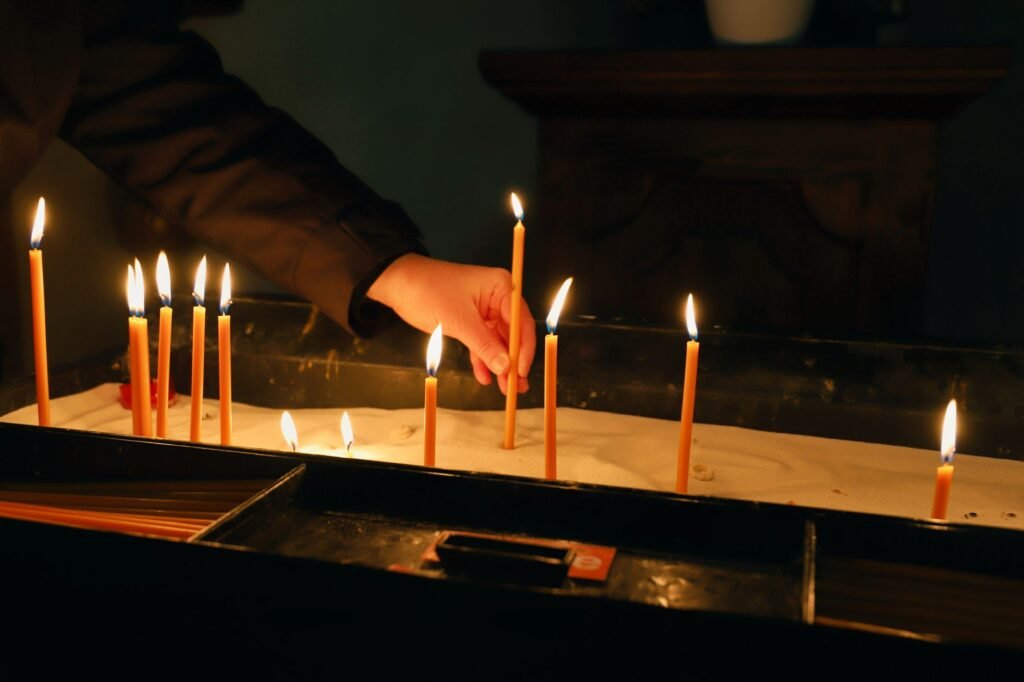 Night Prayers for Anxiety: Finding Peace in God’s Presence End with Surrender
